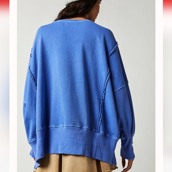 NWT FREE PEOPLE CAMDEN IRIS BLUE OVERSIZED PULLOVER Sweatshirt We The Free - Picture 3 of 6